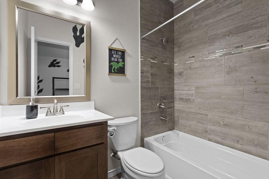 Representative furnished interior of a home built from the Meadow-1930SSC by Saratoga Homes in Paseo Del Este, El Paso (Image 21).