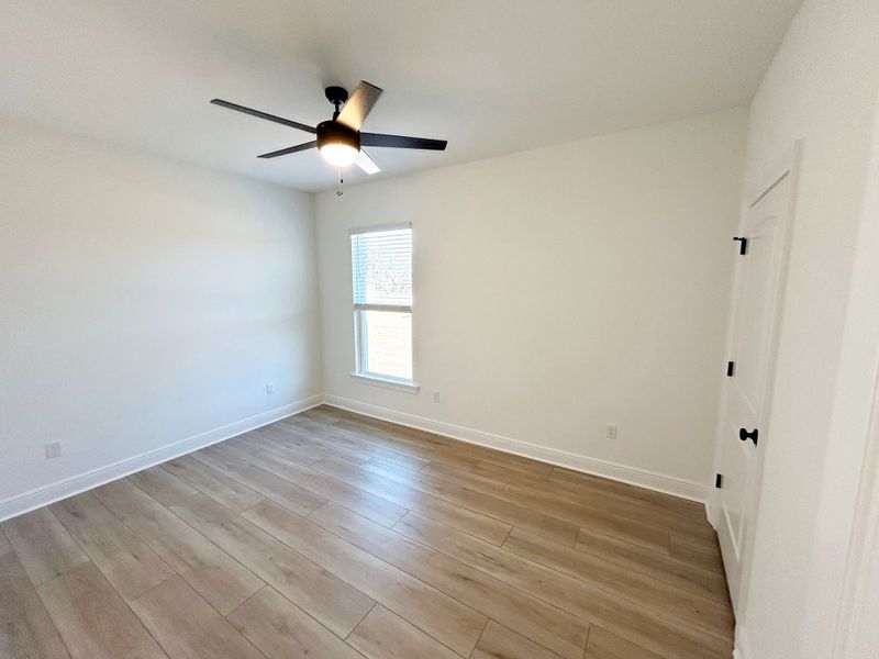 Spacious, unfurnished interior of a new home in Houston Place, Crestview (Image 14).