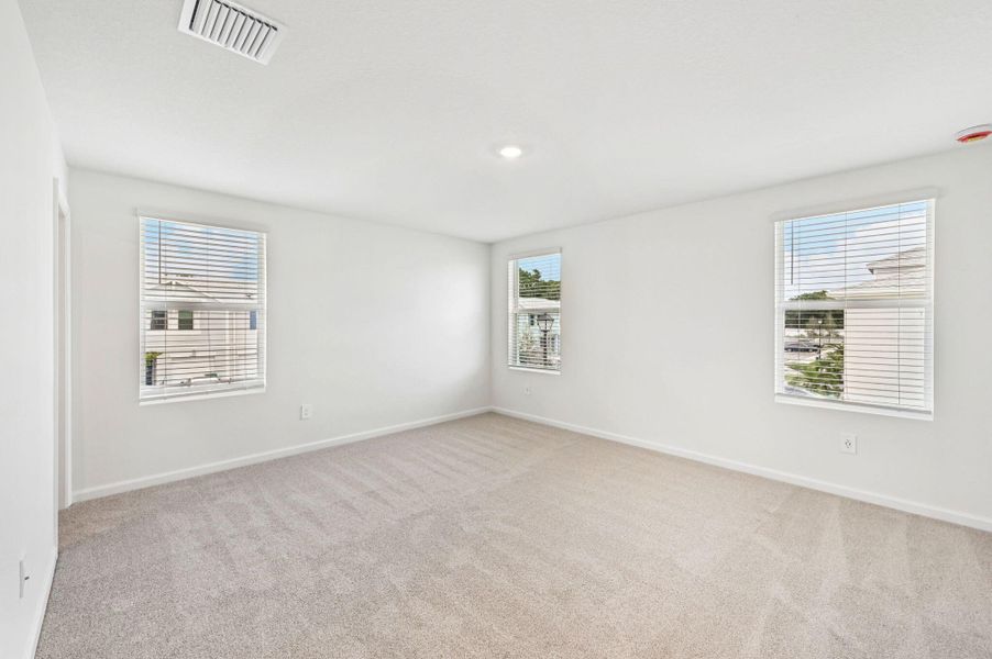 Spacious, unfurnished interior of a new home in Tidewater, Fort Pierce (Image 16). Spacious, unfurnished interior of a new home in Tidewater, Fort Pierce (Image 16).