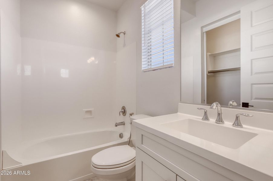 8723 W. Vista Ave - Print Quality - 050