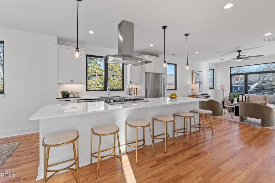 35-813 N Roxboro_6789 35-813 N Roxboro_6789