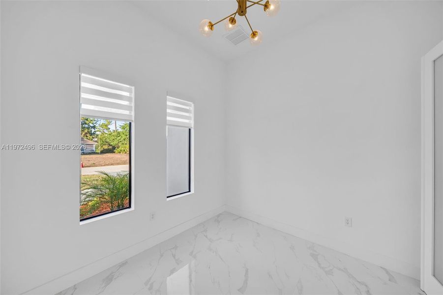 Spacious, unfurnished interior of a new home in , Lehigh Acres (Image 14).