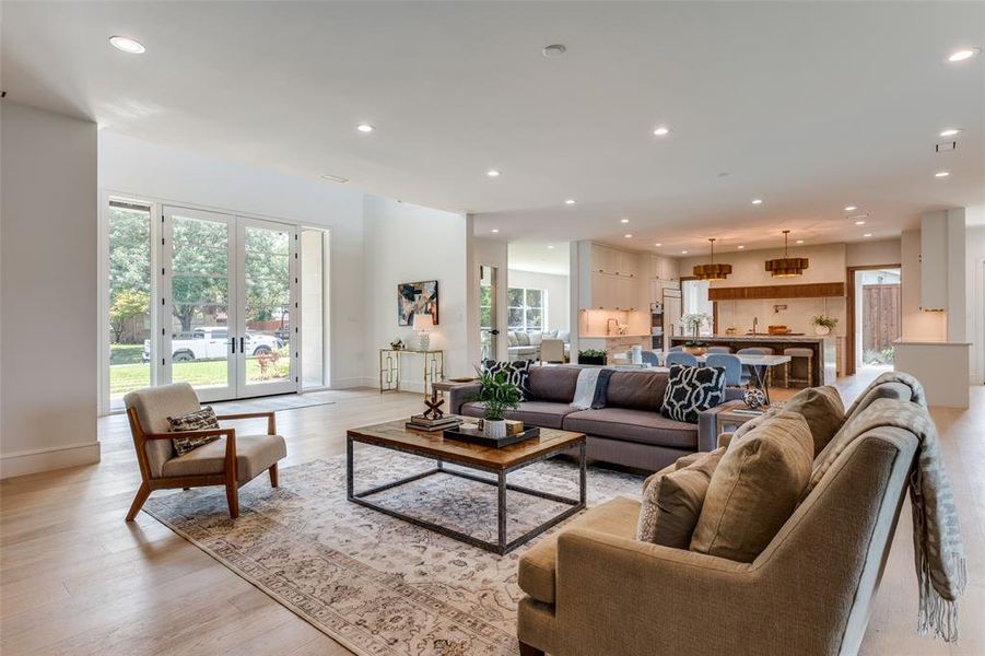 Furnished interior view inside a new home in , Dallas (Image 13).