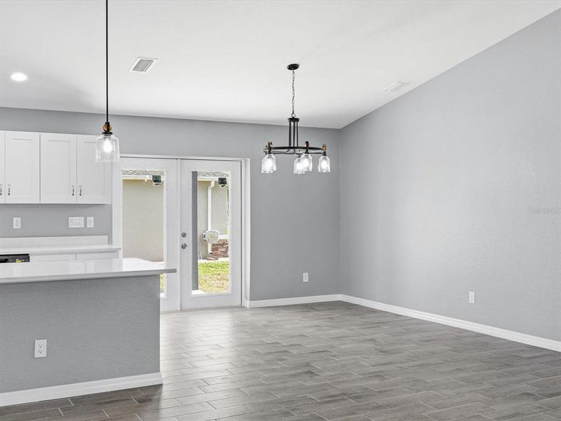 Spacious, unfurnished interior of a new home in , Port Charlotte (Image 30).