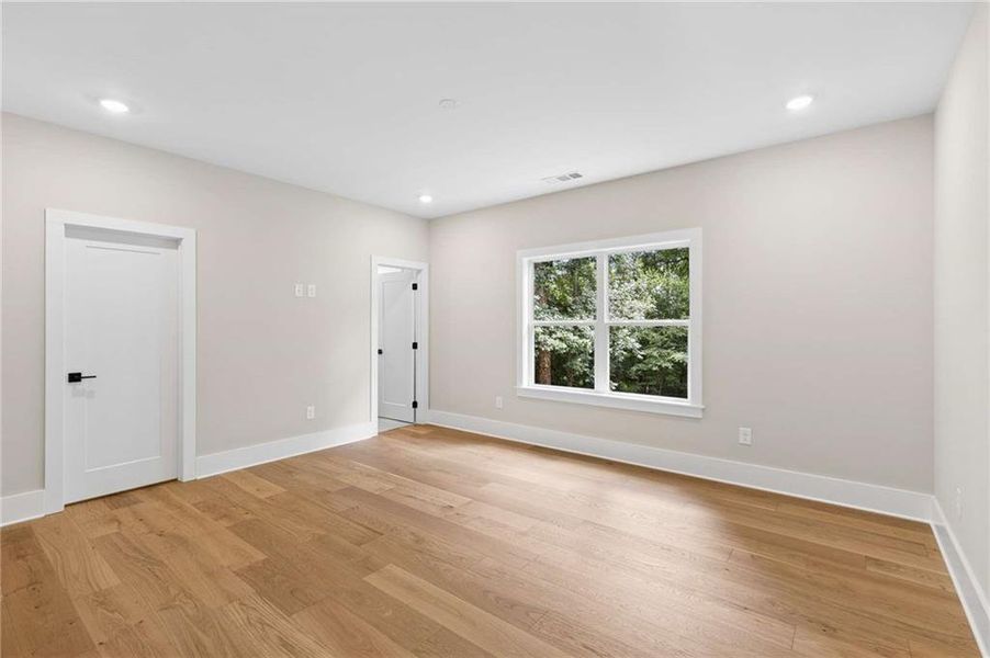 Spacious, unfurnished interior of a new home in , Atlanta (Image 56). Spacious, unfurnished interior of a new home in , Atlanta (Image 56).