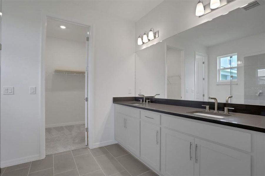 Furnished interior view inside a new home in Turnleaf, Punta Gorda (Image 6).