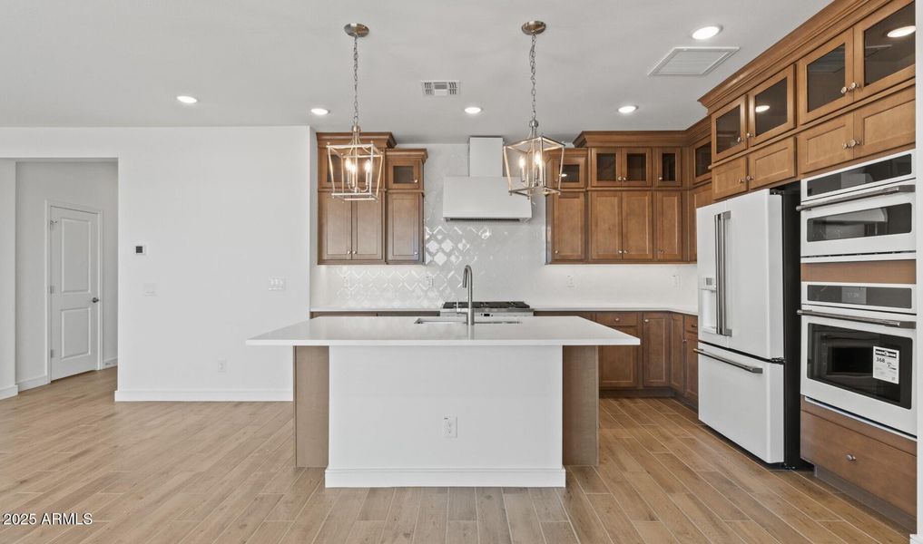 Manor Lot #75 Kitchen (2) (Large)