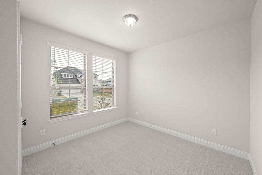 Spacious, unfurnished interior of a new home in Creekview Meadows, Pilot Point (Image 18).