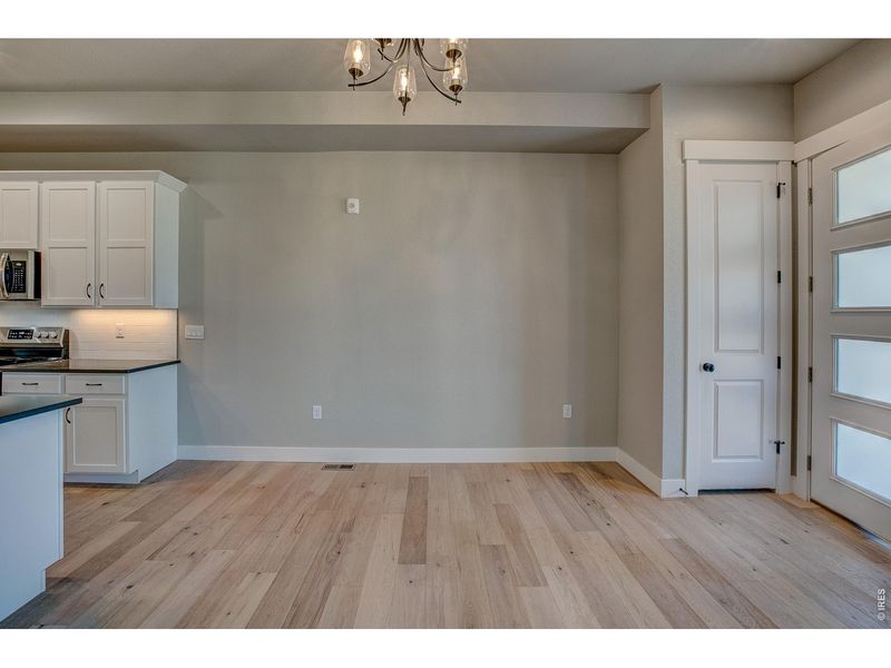 Spacious, unfurnished interior of a new home in , Longmont (Image 17).