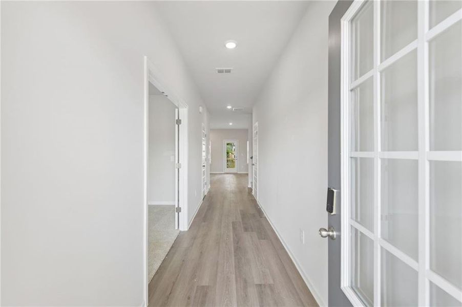 Spacious, unfurnished interior of a new home in Martin Springs - Estate Series, Lawrenceville (Image 21).