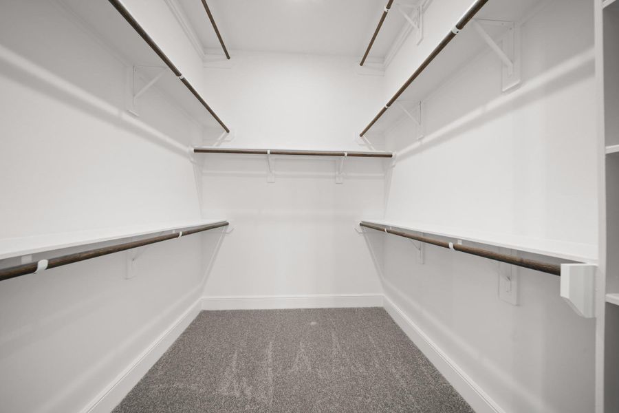 Spacious, unfurnished interior of a new home in Valencia 70', Manvel (Image 24). Spacious, unfurnished interior of a new home in Valencia 70', Manvel (Image 24).