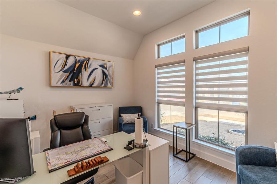 Furnished interior view inside a new home in Sweetgrass, Haslet (Image 17). Furnished interior view inside a new home in Sweetgrass, Haslet (Image 17).