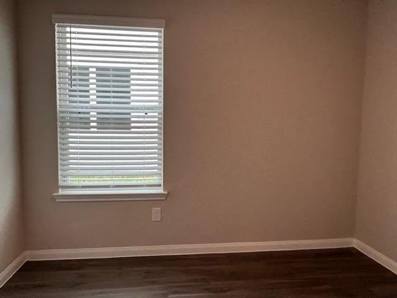 Spacious, unfurnished interior of a new home in Charleston Heights, Rosharon (Image 18).