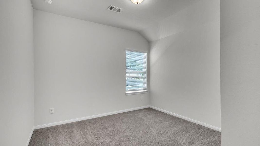 Spacious, unfurnished interior of a new home in Aldine Pines, Houston (Image 21). Spacious, unfurnished interior of a new home in Aldine Pines, Houston (Image 21).