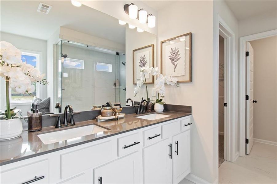 Furnished interior view inside a new home in Crofton Place Enclave, Snellville (Image 40).