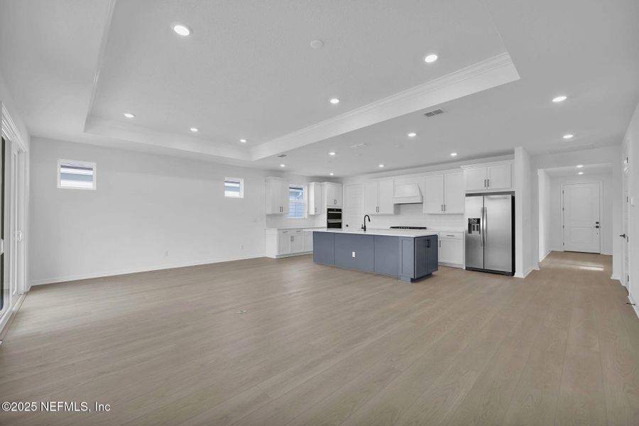 Spacious, unfurnished interior of a new home in Del Webb Saint Johns, St. Johns (Image 19).