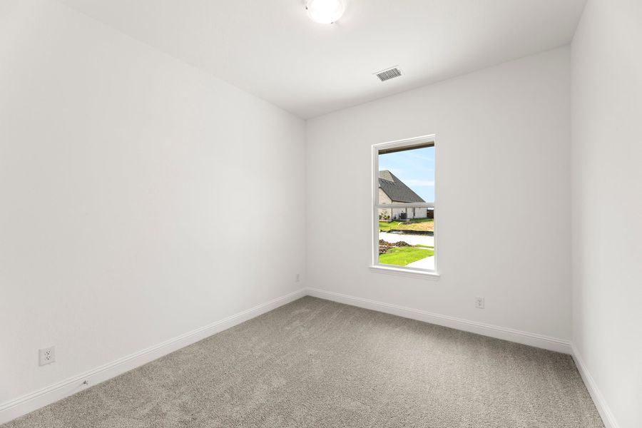 Spacious, unfurnished interior of a new home in Nelson Lake Estates, Rockwall (Image 26).