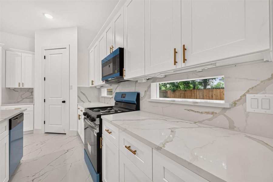 Furnished interior view inside a new home in , Houston (Image 30).