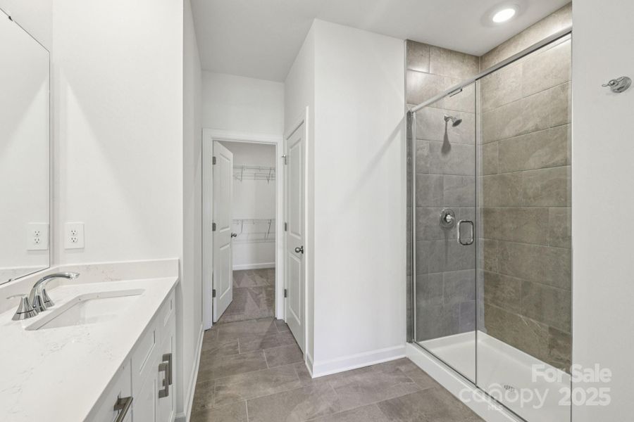 Image 33 of a home in Brighton Springs.