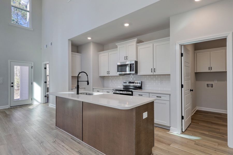 Furnished interior view inside a new home in Bally Castle, Murrells Inlet (Image 8).