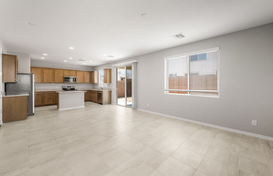Spacious, unfurnished interior of a new home in Asante- Atrium Series, Surprise (Image 17).