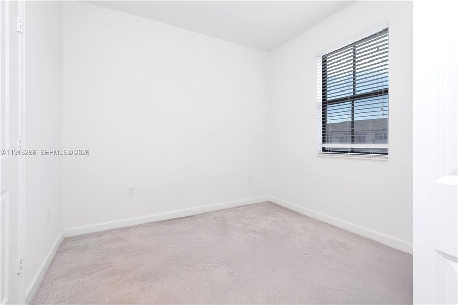 Spacious, unfurnished interior of a new home in , Miami (Image 15).