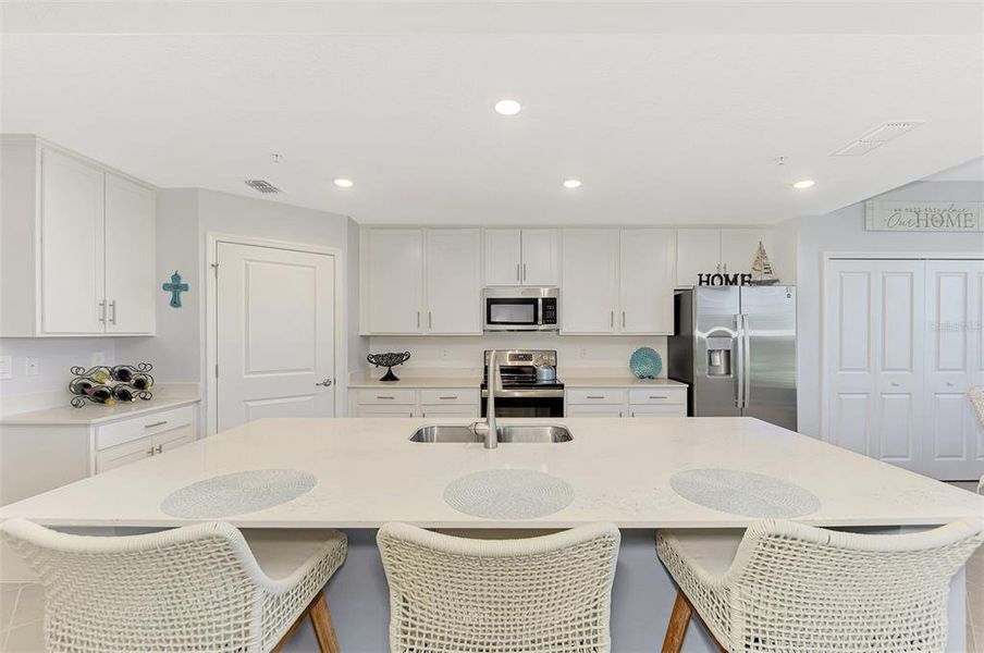 Furnished interior view inside a new home in , Venice (Image 30).