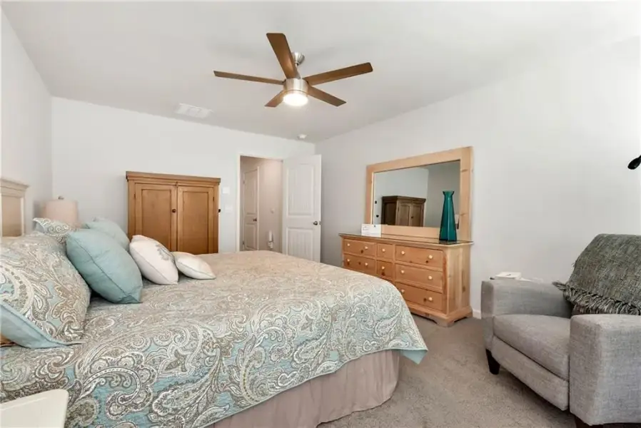 Furnished interior view inside a new home in , Dahlonega (Image 17).