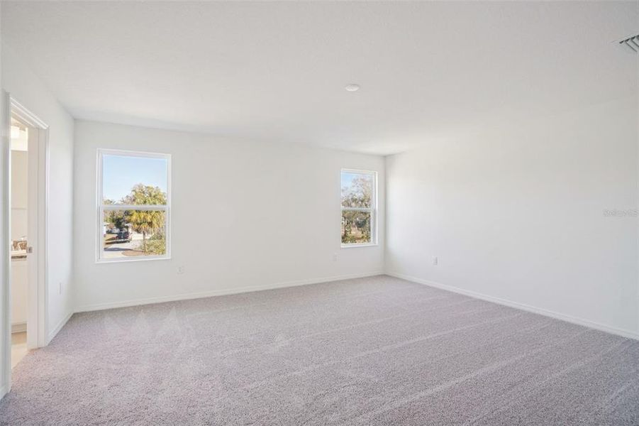 Spacious, unfurnished interior of a new home in Pepper Grove I, Palmetto (Image 5).