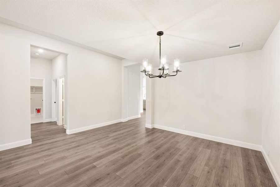 Spacious, unfurnished interior of a new home in Addison Hills, Cedar Hill (Image 34).