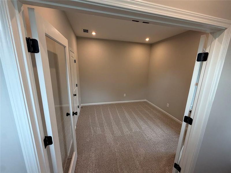 Spacious, unfurnished interior of a new home in Villas at Gold Creek, Dawsonville (Image 9).