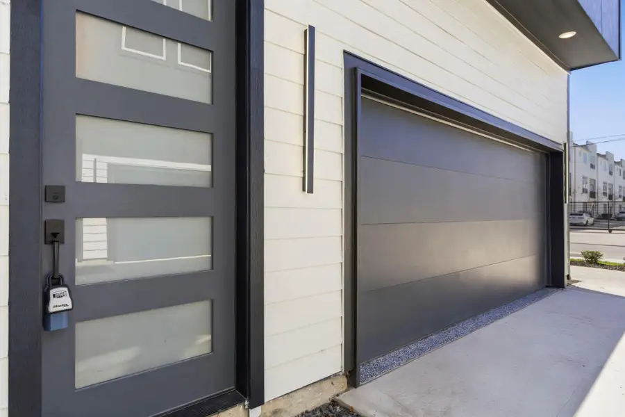 Exterior details and patio area of a home in , Houston (Image 4).
