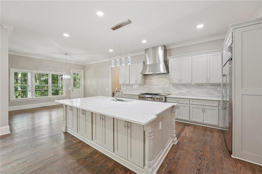 Furnished interior view inside a new home in The Reserve At Governors Towne Club, Acworth (Image 55). Furnished interior view inside a new home in The Reserve At Governors Towne Club, Acworth (Image 55).