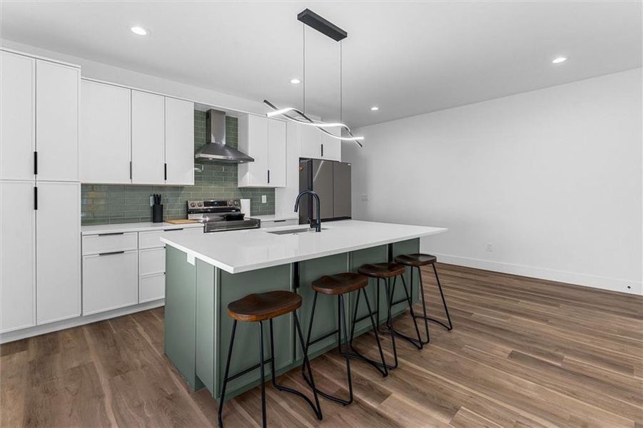 Furnished interior view inside a new home in , Atlanta (Image 69).