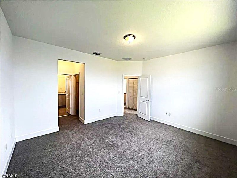 Spacious, unfurnished interior of a new home in , Ave Maria (Image 13).