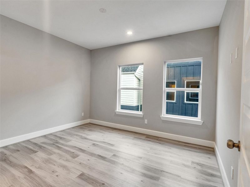 Guest bedroom - Third floor Guest bedroom - Third floor