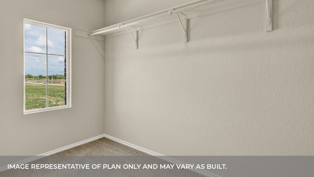 Spacious, unfurnished interior of a new home in Arroyo Ranch, Seguin (Image 29).