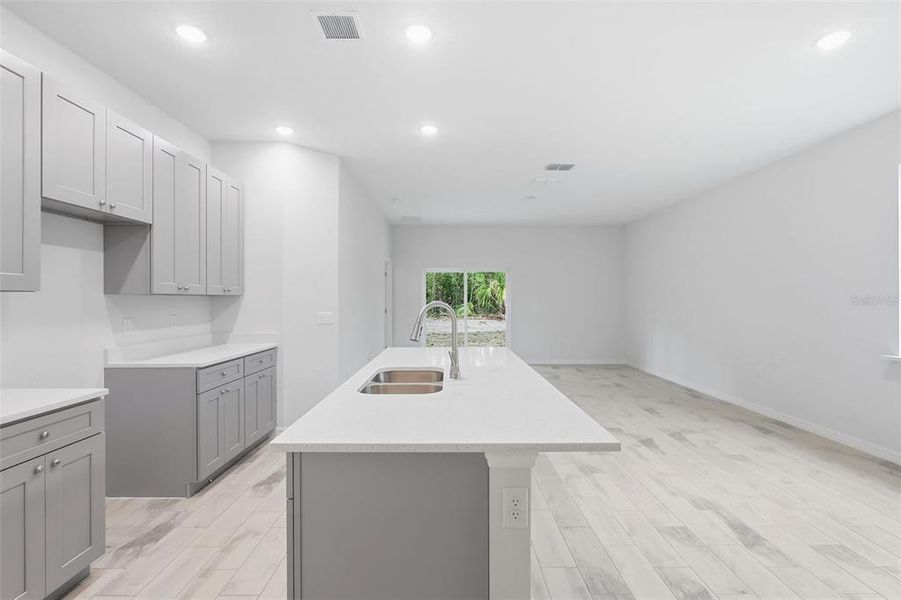 Furnished interior view inside a new home in , Altamonte Springs (Image 13).