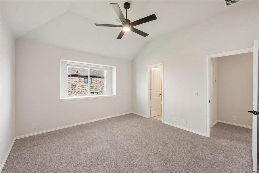 Spacious, unfurnished interior of a new home in Coyote Crossing, Godley (Image 33).