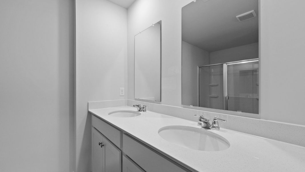 Image 28 of a home in Grand Oaks.