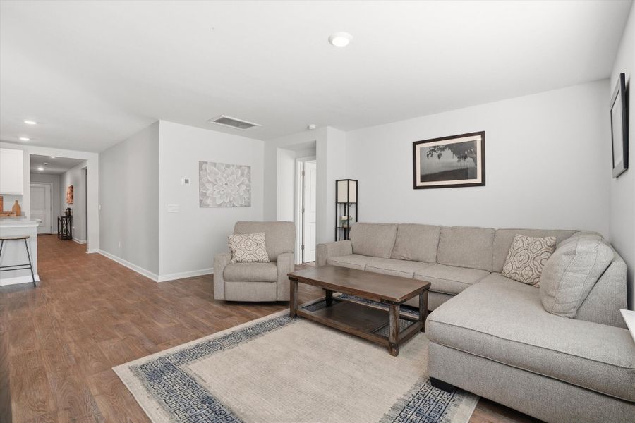 Furnished interior view inside a new home in Stone Ridge, Moncks Corner (Image 7).