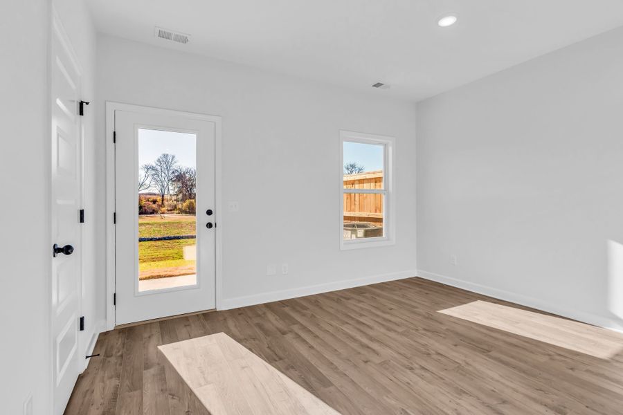 Spacious, unfurnished interior of a new home in Oxford Station, Gallatin (Image 16). Spacious, unfurnished interior of a new home in Oxford Station, Gallatin (Image 16).
