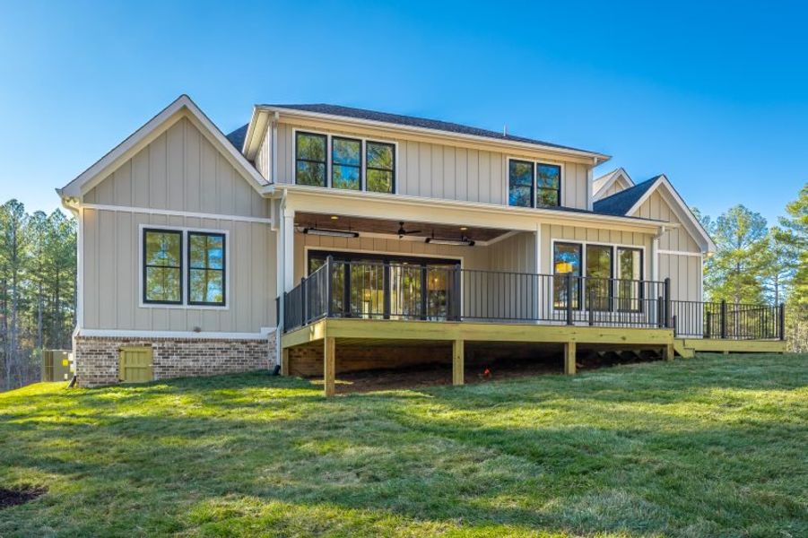 Representative exterior details of a home built from the Summerbrook by Riverstone Construction, LLC in Jasper Highlands, Guild (Image 3). Representative exterior details of a home built from the Summerbrook by Riverstone Construction, LLC in Jasper Highlands, Guild (Image 3).