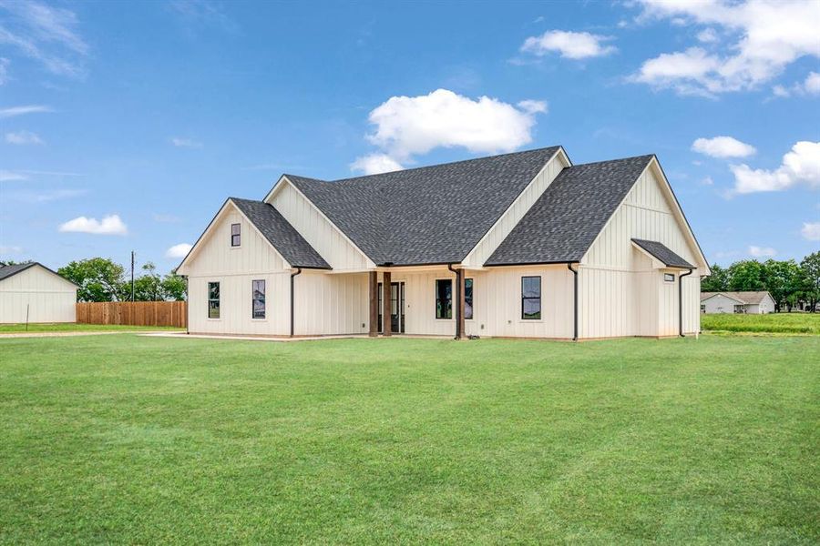 Front exterior of a new home in , Paris, TX, highlighting curb appeal (Image 2). Front exterior of a new home in , Paris, TX, highlighting curb appeal (Image 2).