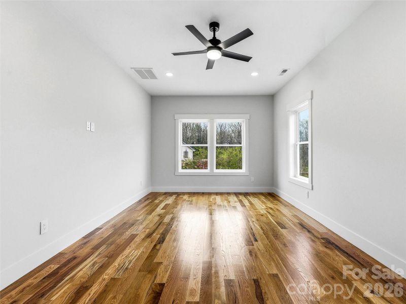 Spacious, unfurnished interior of a new home in , Asheville (Image 42).