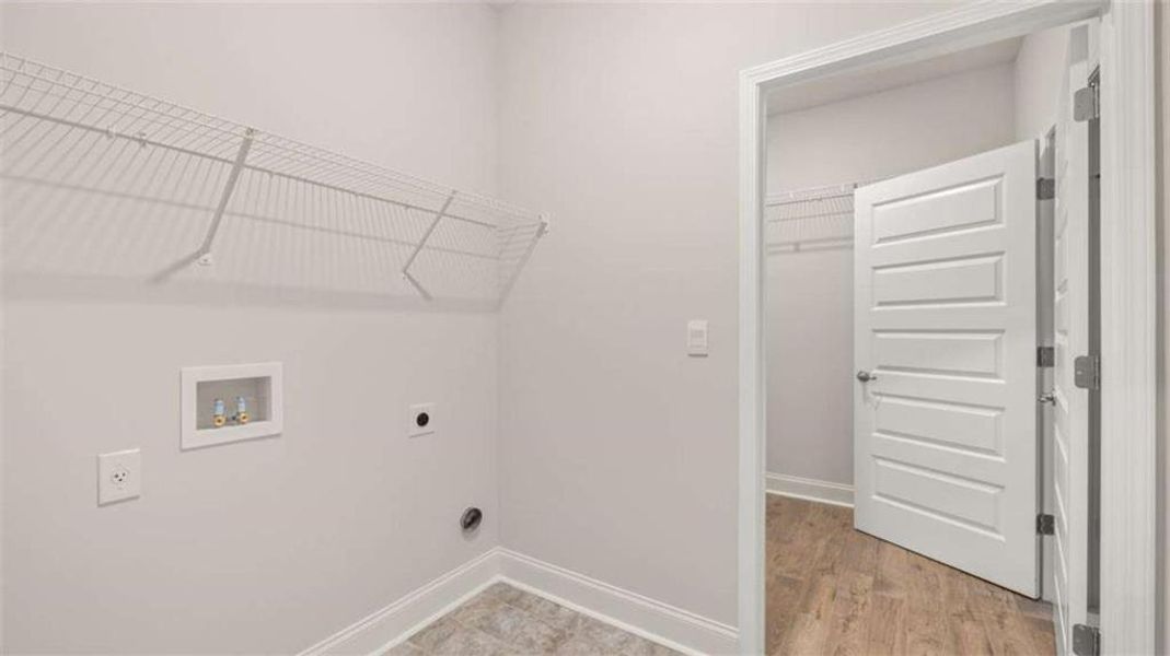 Spacious, unfurnished interior of a new home in Oak Ridge Meadows - Active Adult, Locust Grove (Image 24).