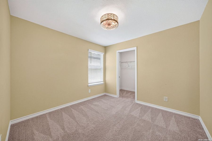 Spacious, unfurnished interior of a new home in Corley Farms, Boerne (Image 18).