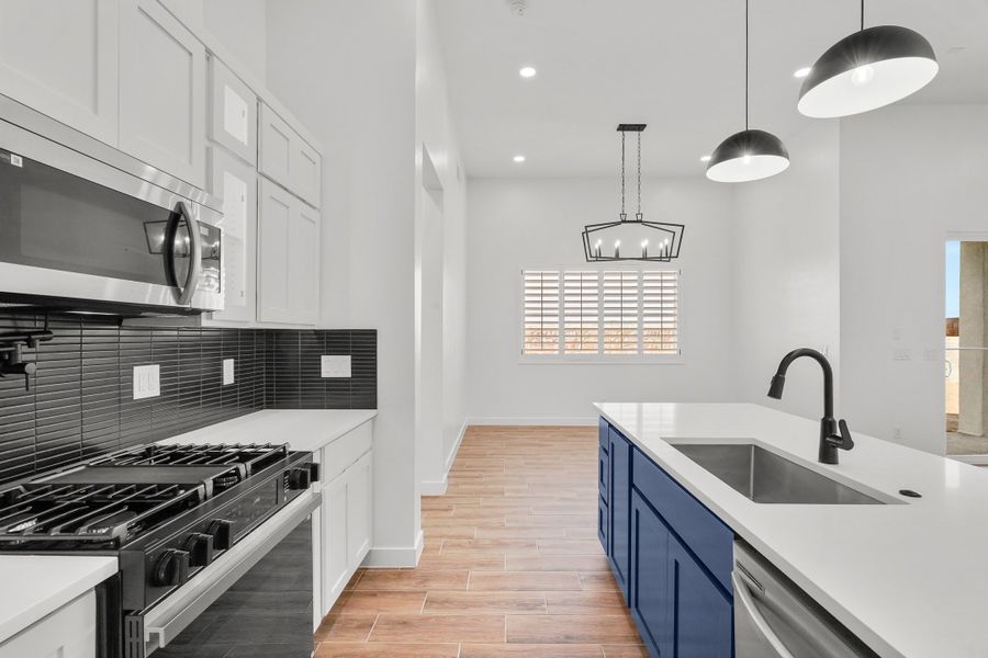 Representative furnished interior of a home built from the Torrey Pines 4BDR by LEH. Homes in Painted Sky, El Paso (Image 11). Representative furnished interior of a home built from the Torrey Pines 4BDR by LEH. Homes in Painted Sky, El Paso (Image 11).