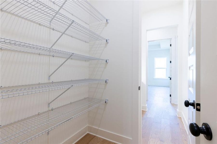 Spacious, unfurnished interior of a new home in , Gainesville (Image 34).