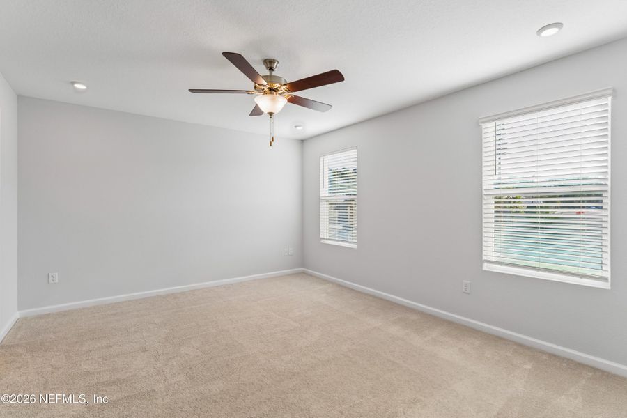 Spacious, unfurnished interior of a new home in , Jacksonville (Image 13).